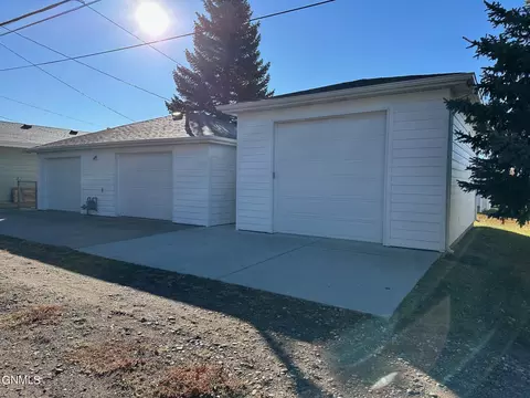 1026 Summit Blvd, Bismarck, ND 58504 photo 39