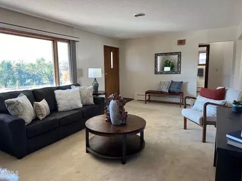 1026 Summit Blvd, Bismarck, ND 58504 photo 3