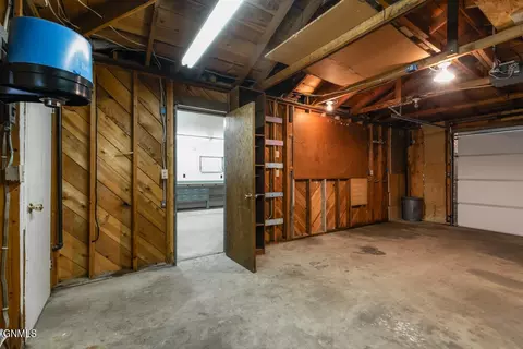 1026 Summit Blvd, Bismarck, ND 58504 photo 36