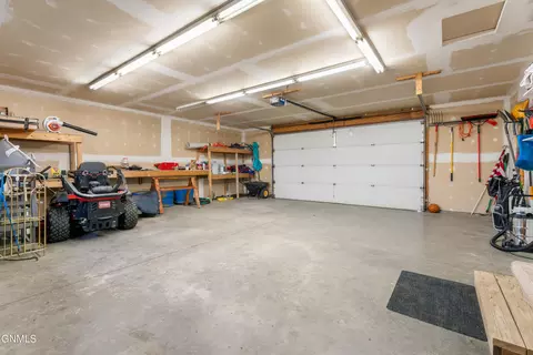 7700 22nd Ave SE, Bismarck, ND 58504 photo 22
