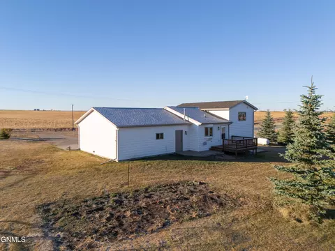 7700 22nd Ave SE, Bismarck, ND 58504 photo 24