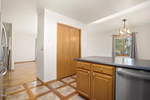 Kitchen - 1826 15th Ave W, Williston, ND 58801 photo 4 of 4