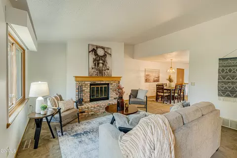 Living - 421 E Brandon Dr, Bismarck, ND 58503 photo 1 of 6