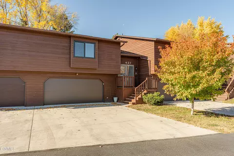 Exterior - 421 E Brandon Dr, Bismarck, ND 58503 photo 7 of 10