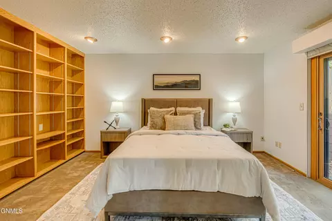 Bedroom - 421 E Brandon Dr, Bismarck, ND 58503 photo 11 of 12