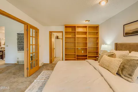 Bedroom - 421 E Brandon Dr, Bismarck, ND 58503 photo 9 of 12