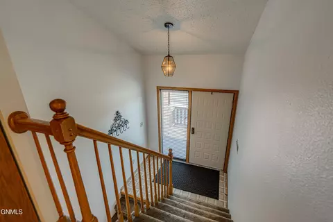Entry Way - 421 E Brandon Dr, Bismarck, ND 58503 photo 4 of 4