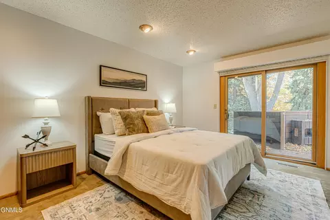 Bedroom - 421 E Brandon Dr, Bismarck, ND 58503 photo 12 of 12