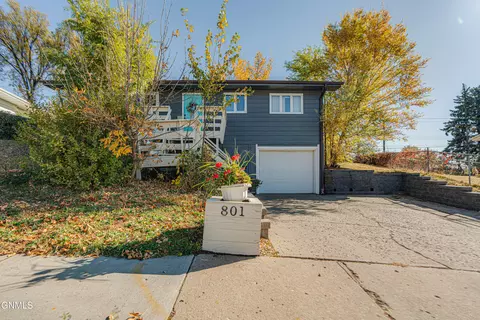 801 N 28th St, Bismarck, ND 58501