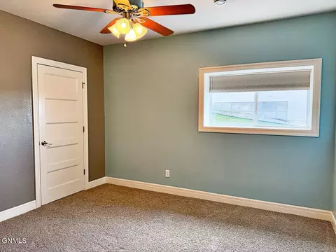 2015 Dublin Ln, Williston, ND 58801 photo 66