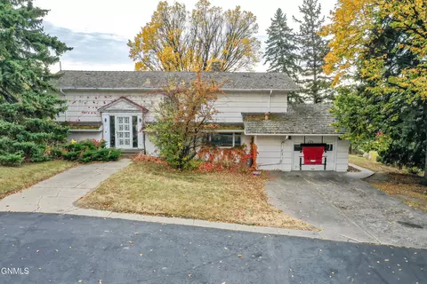 901 N Washington St, Bismarck, ND 58501