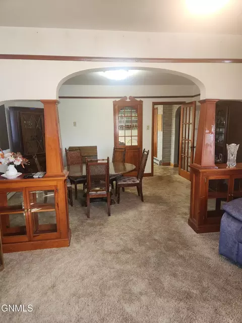 315 1st Ave E, New Leipzig, ND 58562 photo 9
