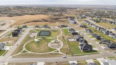 View/Area - 4205 Bugle Bnd, Bismarck, ND 58503 photo 6 of 7