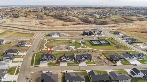 View/Area - 4205 Bugle Bnd, Bismarck, ND 58503 photo 2 of 7