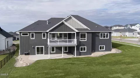 Exterior - 4205 Bugle Bnd, Bismarck, ND 58503 photo 10 of 10
