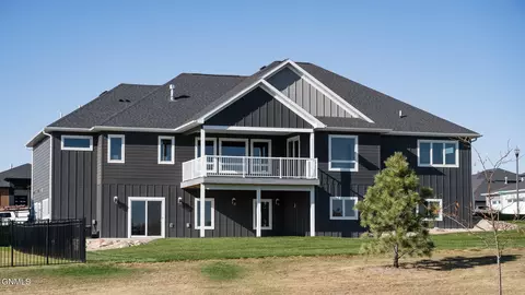 Exterior - 4205 Bugle Bnd, Bismarck, ND 58503 photo 8 of 10