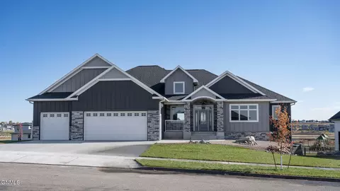 Exterior - 4205 Bugle Bnd, Bismarck, ND 58503 photo 3 of 10
