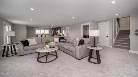 Living - 4205 Bugle Bnd, Bismarck, ND 58503 photo 4 of 5