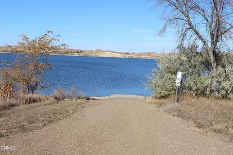 6841 E Schatz Dr, Elgin, ND 58533 photo 41