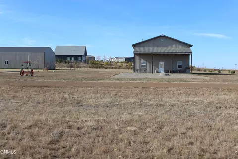 6841 E Schatz Dr, Elgin, ND 58533 photo 34
