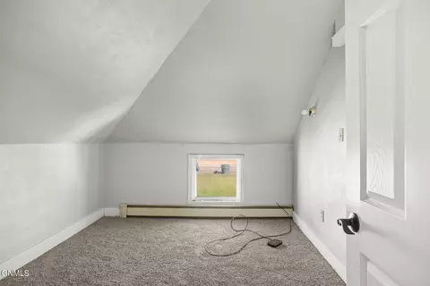Bedroom - 222 8th St SE, Sidney, MT 59270 photo 6 of 6