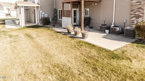 1790 Calgary Ave, Bismarck, ND 58503 photo 21