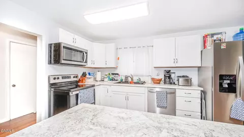 1215 E Ave F, Bismarck, ND 58501 photo 11