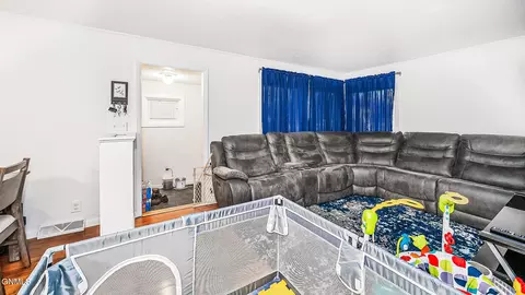 1215 E Ave F, Bismarck, ND 58501 photo 4