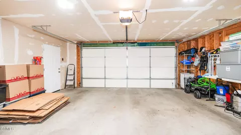 1215 E Ave F, Bismarck, ND 58501 photo 23