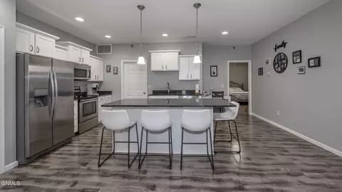 2334 Lexi Loop SE, Mandan, ND 58554 photo 3