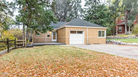 904 Mandan St, Bismarck, ND 58501