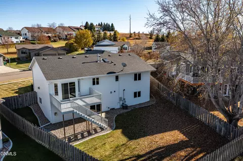 View/Area - 3000 Remuda Dr, Bismarck, ND 58503 photo 1 of 2