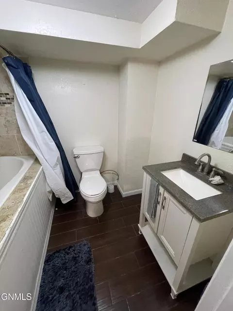 Bath - 45 1st St S, Halliday, ND 58636 photo 1 of 4
