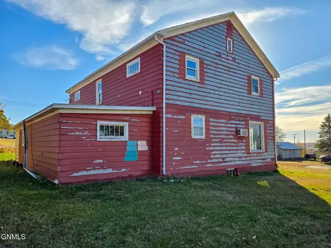 122 3rd St NW, Kenmare, ND 58746 photo 41
