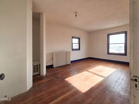 122 3rd St NW, Kenmare, ND 58746 photo 36