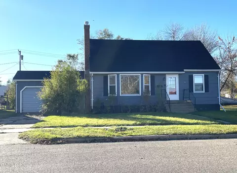 321 2nd Ave N, New Rockford, ND 58356