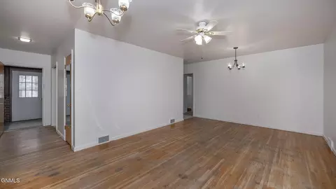 Living - 433 9th St E, Dickinson, ND 58601 photo 2 of 3