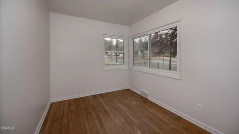 Bedroom - 433 9th St E, Dickinson, ND 58601 photo 1 of 10