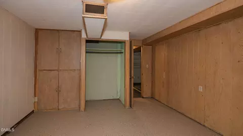 Bedroom - 433 9th St E, Dickinson, ND 58601 photo 10 of 10