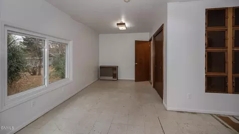 Other - 433 9th St E, Dickinson, ND 58601 photo 2 of 18