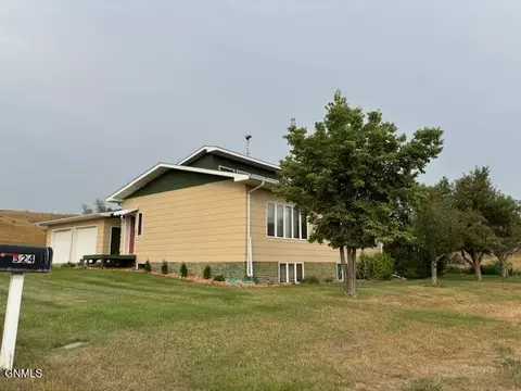 524 Grover St, Plentywood, MT 59254