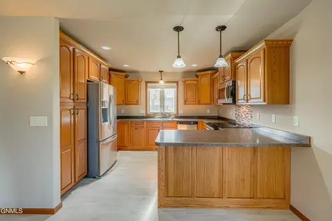 Kitchen - 2014 Bay Hill Loop, Bismarck, ND 58503 photo 1 of 7