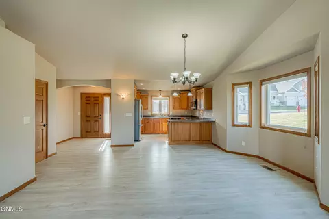 Living - 2014 Bay Hill Loop, Bismarck, ND 58503 photo 2 of 7