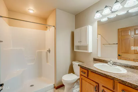 Bath - 2014 Bay Hill Loop, Bismarck, ND 58503 photo 1 of 8