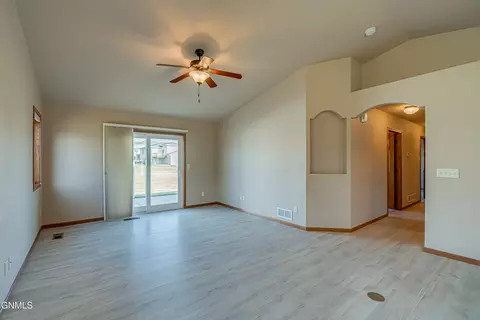Living - 2014 Bay Hill Loop, Bismarck, ND 58503 photo 7 of 7