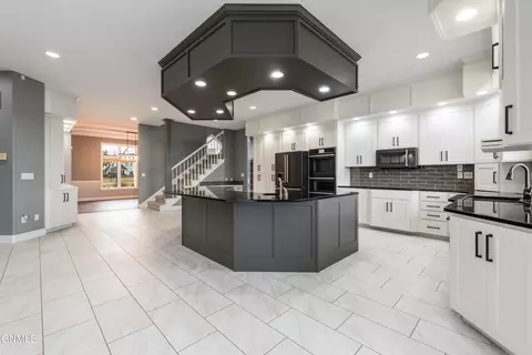 Kitchen - 2240 Harbor Dr, Bismarck, ND 58504 photo 3 of 8