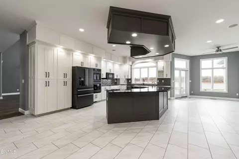 Kitchen - 2240 Harbor Dr, Bismarck, ND 58504 photo 7 of 8