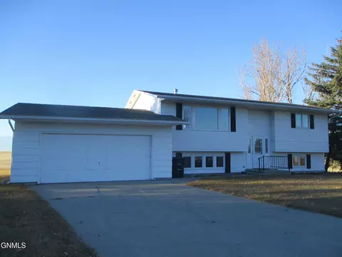 544 Jefferson Dr, Turtle Lake, ND 58575