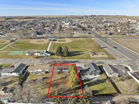 2502 15th Ave W, Williston, ND 58801 photo 36