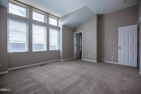 3209 Kenner Lp, Bismarck, ND 58504 photo 12